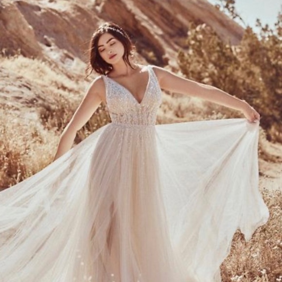 BHLDN Written in the Stars Beaded Tulle Open-Back Wedding Ballgown - Picture 9 of 17